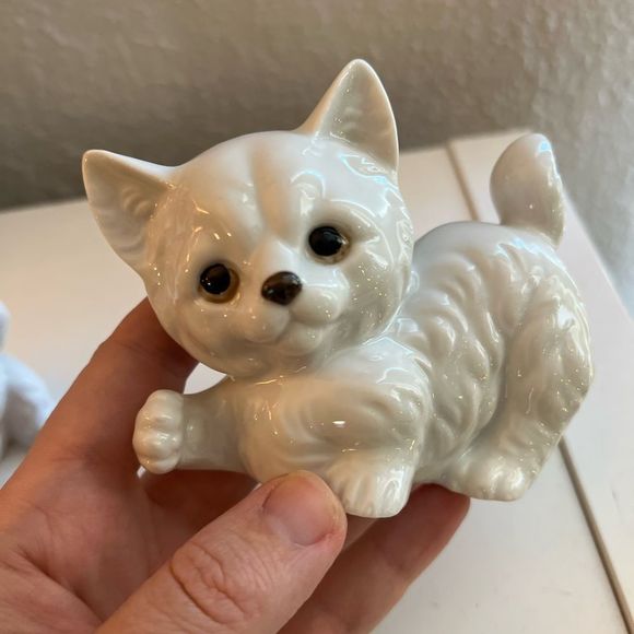 Vintage •Porcelain Cats- made in Japan• - Picture 5 of 8